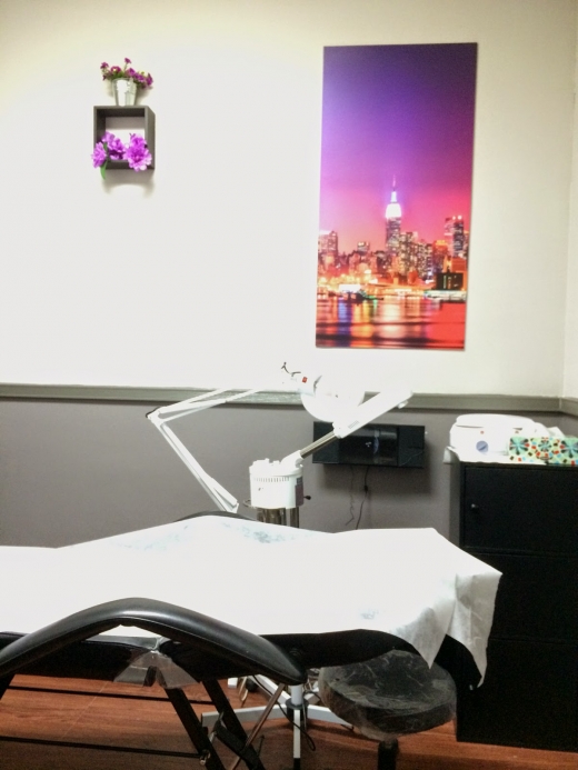 Empire Threading Salon in Queens City, New York, United States - #3 Photo of Point of interest, Establishment, Beauty salon, Hair care