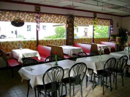 Linda Thai Kitchen in Secaucus City, New Jersey, United States - #2 Photo of Restaurant, Food, Point of interest, Establishment
