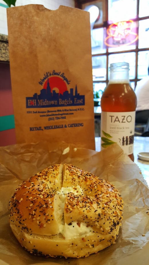 Photo by <br />
<b>Notice</b>:  Undefined index: user in <b>/home/www/activeuser/data/www/vaplace.com/core/views/default/photos.php</b> on line <b>128</b><br />
. Picture for H&H Midtown Bagels East in New York City, New York, United States - Food, Point of interest, Establishment, Store, Bakery