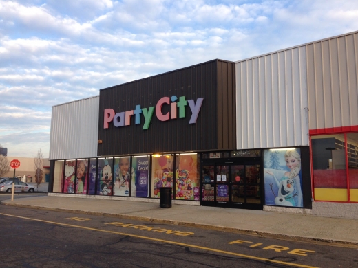 Party City in Jersey City, New Jersey, United States - #1 Photo of Food, Point of interest, Establishment, Store, Home goods store, Clothing store