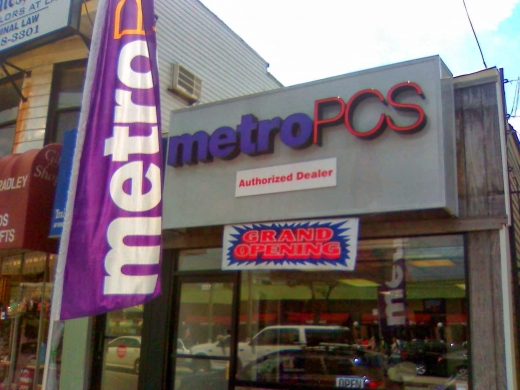 METRO PCS in Rockaway Park City, New York, United States - #1 Photo of Point of interest, Establishment, Store, Electronics store