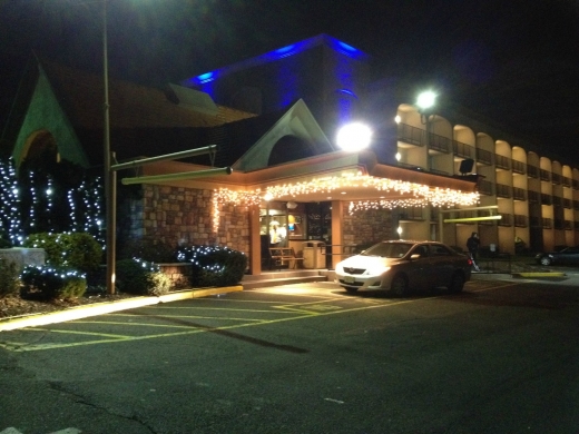 Photo by <br />
<b>Notice</b>:  Undefined index: user in <b>/home/www/activeuser/data/www/vaplace.com/core/views/default/photos.php</b> on line <b>128</b><br />
. Picture for Howard Johnson Inn Clifton NJ in Clifton City, New Jersey, United States - Point of interest, Establishment, Lodging