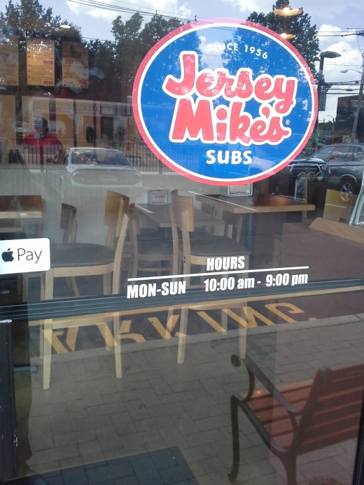 Jersey Mike's Subs in Rochelle Park City, New Jersey, United States - #4 Photo of Restaurant, Food, Point of interest, Establishment, Meal takeaway