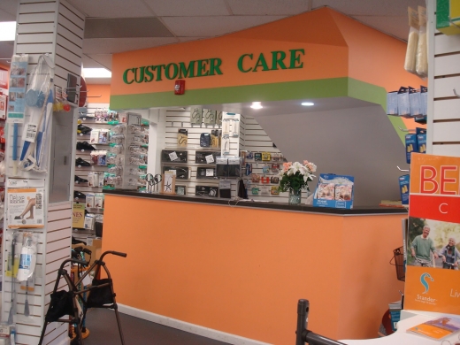 Derosa Pharmacy And Home Health Care in Newark City, New Jersey, United States - #2 Photo of Point of interest, Establishment, Store, Health, Pharmacy