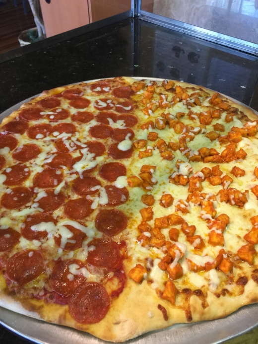 Gio’s Pizzeria in New Rochelle City, New York, United States - #1 Photo of Restaurant, Food, Point of interest, Establishment