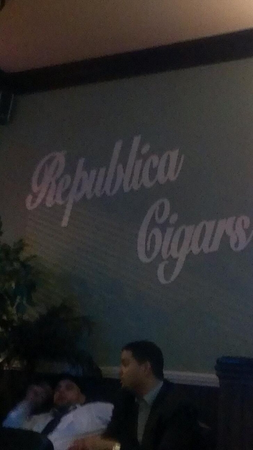 Republica Cigar Lounge in Fleetwood City, New York, United States - #2 Photo of Point of interest, Establishment, Store